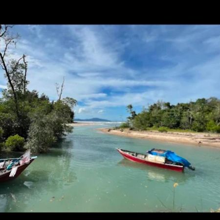 The Mangrove Βίλα Sematan Εξωτερικό φωτογραφία