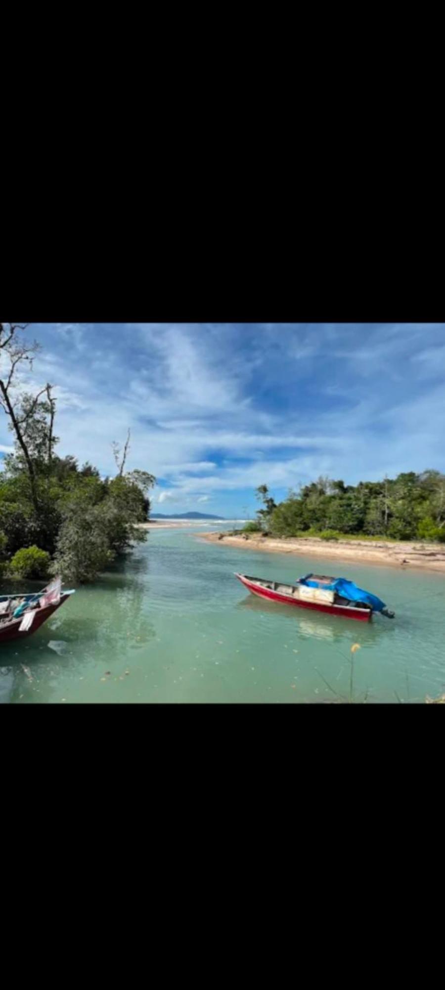 The Mangrove Βίλα Sematan Εξωτερικό φωτογραφία